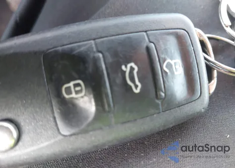 2012 Volkswagen Eos Lux from USA, damaged, VIN WVWFW7AH0CV002182